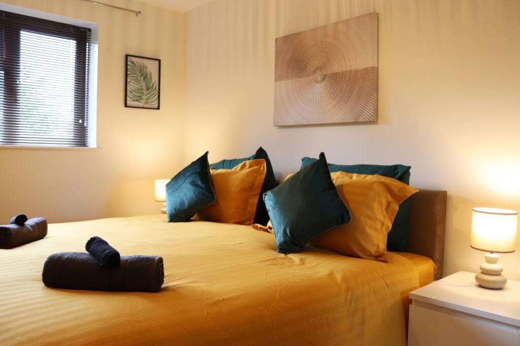 Cosy 3 Bedroom 2 Bathroom House With Parking Sheldon  Buitenkant foto
